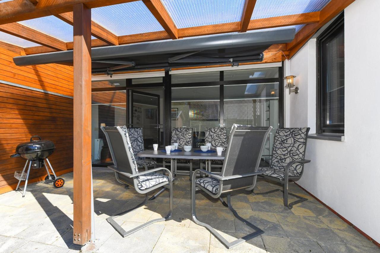 Ferienhaus Doppens Kanani เบนซาซิเออ ภายนอก รูปภาพ